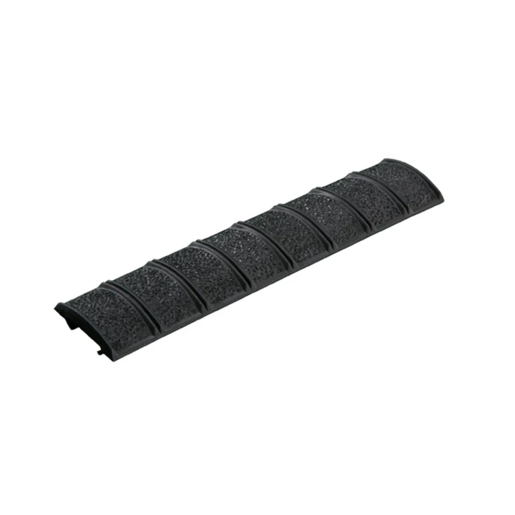 Magpul - Osłona szyny RIS XT™ Rail Panel - MAG012 SKLEP BAZANT 1.jpg
