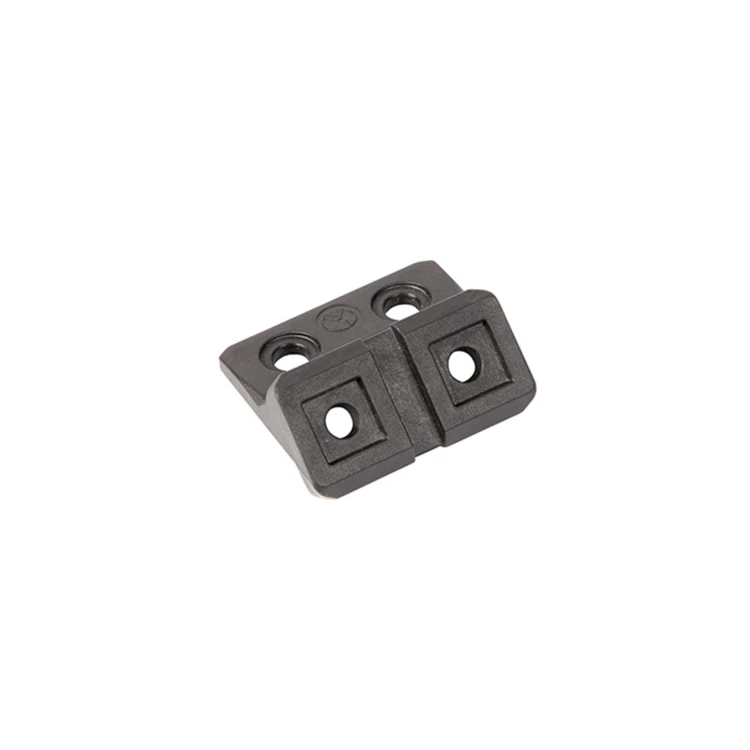 Magpul - Szyna M-LOK® Polymer Offset Light Mount - MAG605 SKLEP BAZANT 1.jpg