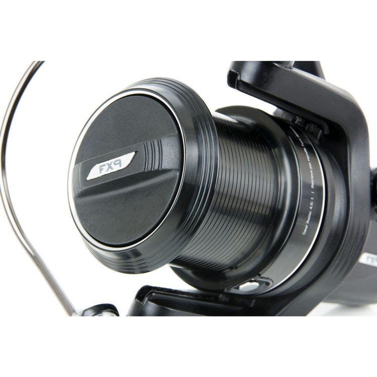 KOŁOWROTEK FOX FX9 REEL SKLEP BAŻANT_2.jpg